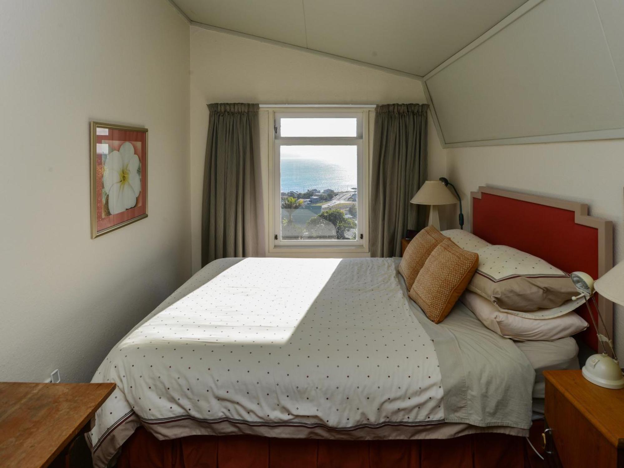 Jacaranda Lodge - Napier Hill Holiday Home Exterior foto